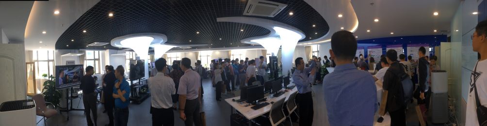 2018年9月人工智能实验室建立4.jpg